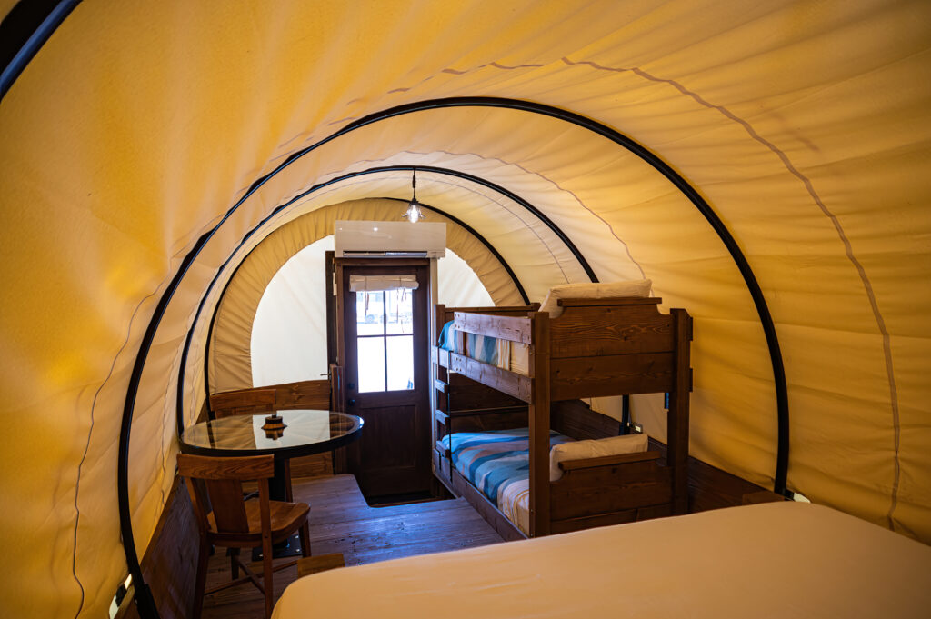 Conestoga Wagon Inside (4)