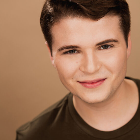 Headshot of Medora Musical actor Karter Dolan
