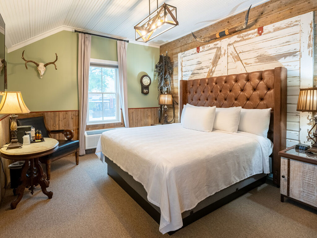 Ferris Inn Dakota Badlands Room Feature 14