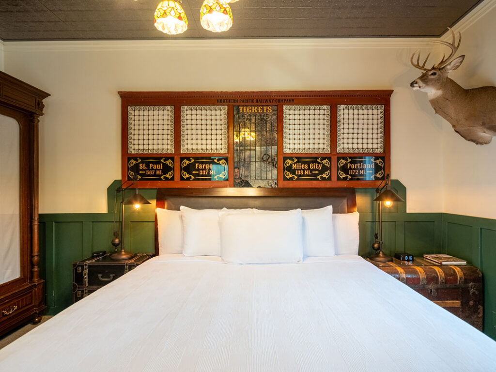 Ferris Inn Northern Pacific Railroad Room Feature 19