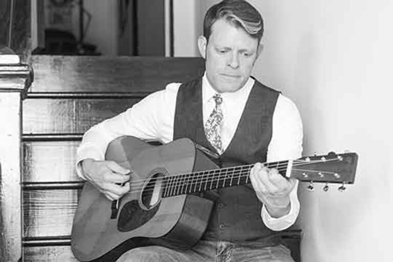 Luke Bulla

June 25-28