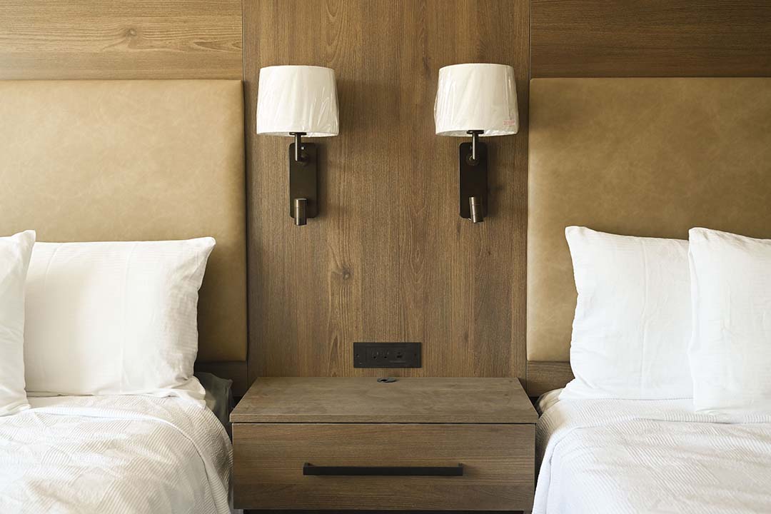 1883 Bunk feature 2