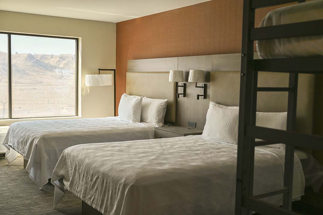 1883 Bunk feature 4