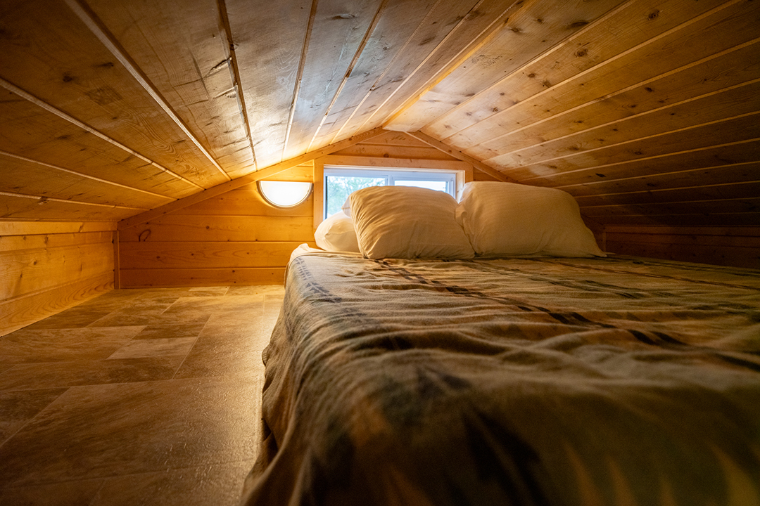 Campground Paddock Cabin Feature Int 1