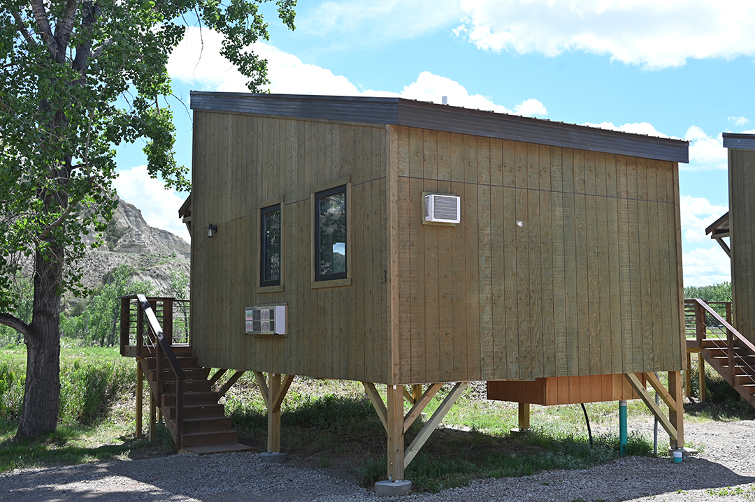 Rivers Edge Cabins Feature 3