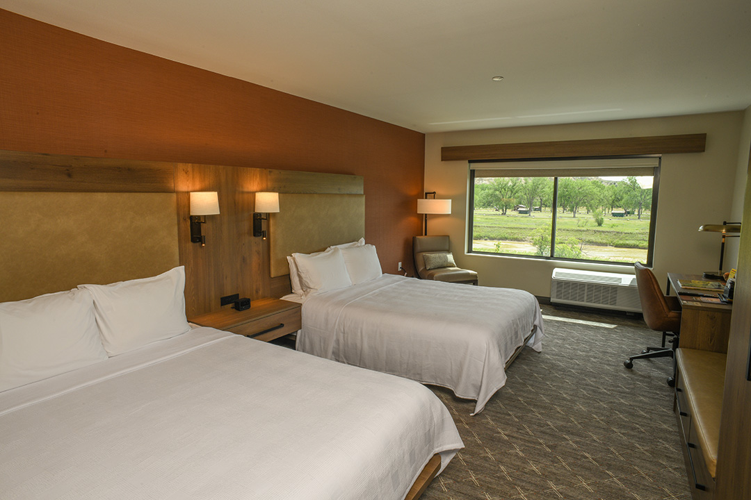 1883 Room 209 - ADA Double Queen Room - 2525