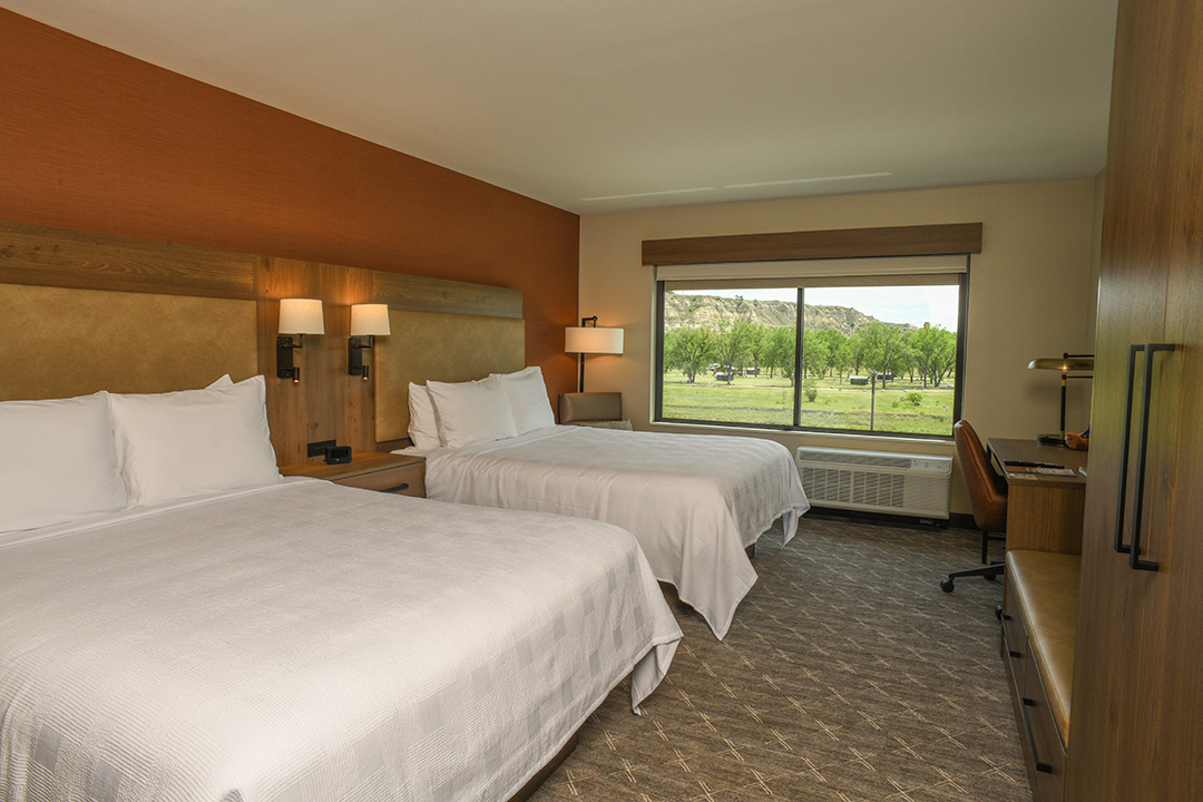 1883 Room 301 - Double Queen - 2556
