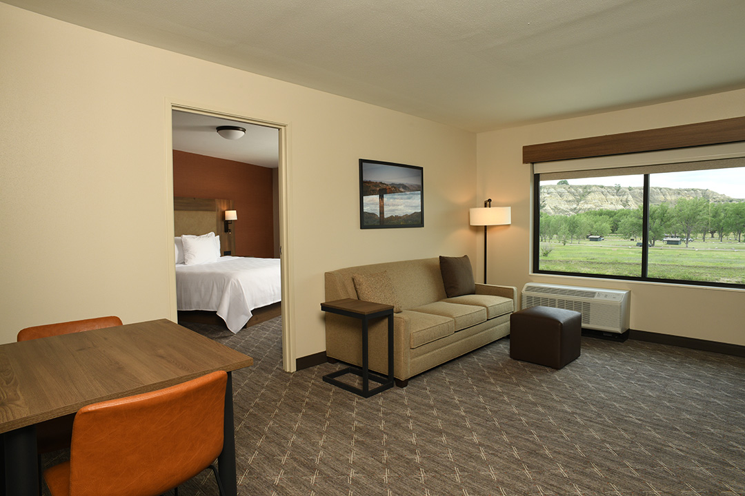 1883 Room 315 - King Suite - 2665