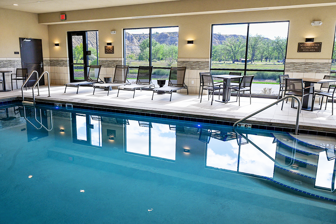 H1883 Pool (1)